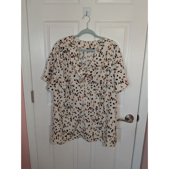 Bloomchic 22-24 short sleeve blouse - Picture 1 of 4